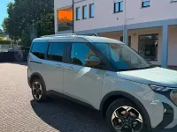 Usata Ford Tourneo 125 CV (91 kW) 2025 Grigio Monovolume