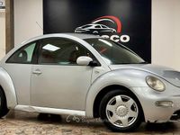 Usata VW New Beetle 101 CV (74 kW) 2004 Argento Utilitaria