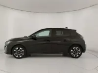 Usata Peugeot 208 Allure 101 CV (74 kW) 2025 Nero Utilitaria