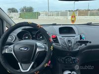 Usado Ford Fiesta 80 HP (58 kW) 2014 Azul Citadino