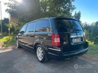 Usata Chrysler Grand Voyager 163 CV (119 kW) 2008 Nero Monovolume