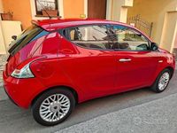Usata Lancia Ypsilon 85 CV (62 kW) 2015 Rosso Utilitaria