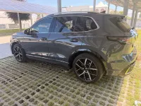 Usata VW Tiguan R-line 150 CV (110 kW) 2024 Grigio SUV