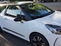 Usata DS Automobiles DS3 So Chic 82 CV (60 kW) 2015 Bianco Berlina
