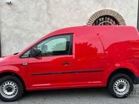 Usata VW Caddy Comfortline 122 CV (89 kW) 2017 Rosso Monovolume