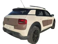 Occasion Citroën C4 Shine 92 ch (67 kW) 2015 Blanc SUV