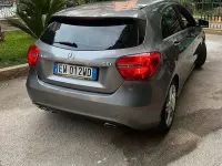 Usata Mercedes A180 109 CV (80 kW) 2014 Grigio Utilitaria