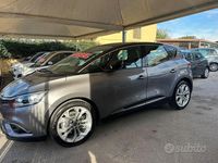 Usata Renault Scénic IV Initiale 120 CV (88 kW) 2019 Grigio Monovolume