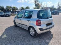 Usata Renault Modus 68 CV (50 kW) 2008 Argento Monovolume