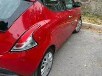Usata Lancia Ypsilon Platinum 95 CV (69 kW) 2011 Rosso Utilitaria