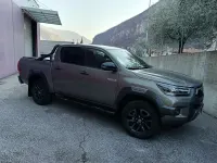 Usata Toyota HiLux 204 CV (150 kW) 2024 Pick-up