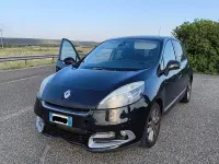 Usata Renault Scénic III 110 CV (80 kW) 2012 Nero Monovolume