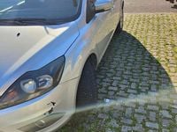 Begagnad Ford Focus 90 HK (66 kW) 2010 Silver Sedan