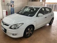 Usata Hyundai i30 90 CV (66 kW) 2010 Bianco Berlina