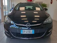 Usata Opel Astra Cosmo 131 CV (96 kW) 2013 Grigio Station wagon