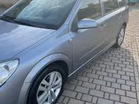 Usata Opel Astra 101 CV (74 kW) 2008 Station wagon