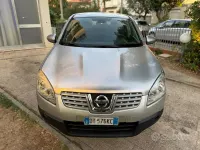 Usata Nissan Qashqai Tekna 106 CV (77 kW) 2009 Grigio SUV