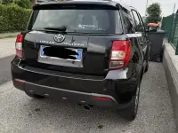 Usata Toyota Urban Cruiser 90 CV (66 kW) 2011 Nero Utilitaria