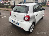 Usata Smart ForFour Prime 71 CV (52 kW) 2015 Bianco Utilitaria