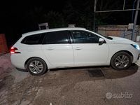 Usata Peugeot 308 130 CV (95 kW) 2020 Bianco Station wagon