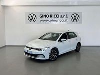 Usata VW Golf VIII Life 116 CV (85 kW) 2023 Bianco Utilitaria