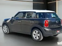 Usata Mini Cooper D Countryman Business 111 CV (81 kW) 2017 5v grigio manganese metallizza SUV