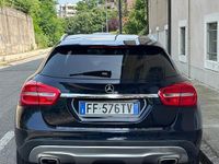 Usata Mercedes GLA200 Premium 136 CV (100 kW) 2016 Blu SUV