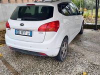 Usata Kia Venga 90 CV (66 kW) 2011 Bianco Utilitaria
