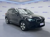 Gebraucht Volvo XC40 129 PS (94 kW) 2022 Schwarz SUV