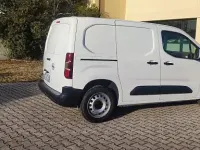 Usata Opel Combo Edition 131 CV (96 kW) 2021 Bianco Monovolume
