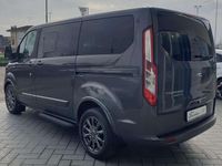 Usata Ford Tourneo Titanium 170 CV (125 kW) 2023 Grigio Monovolume