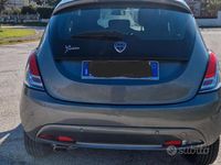 Usata Lancia Ypsilon Platinum 69 CV (50 kW) 2020 Grigio Utilitaria