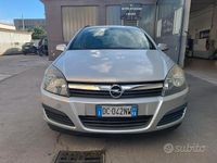 Usata Opel Astra Enjoy 90 CV (66 kW) 2006 Grigio Station wagon