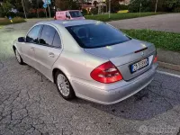 Usata Mercedes E220 Avantgarde 150 CV (110 kW) 2004 Berlina