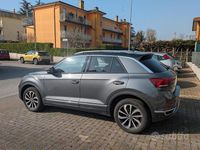 Usata VW T-Roc Style 110 CV (80 kW) 2024 Grigio SUV