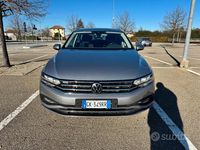 Usata VW Passat Business 150 CV (110 kW) 2022 Argento Station wagon