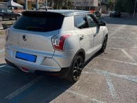 Usata Ssangyong (KGM) Tivoli 128 CV (94 kW) 2015 Grigio SUV