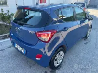 Usata Hyundai i10 66 CV (48 kW) 2016 Blu Utilitaria
