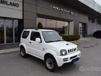 Usata Suzuki Jimny 86 CV (63 kW) 2010 Bianco SUV