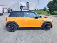 Usata Mini Cooper D 116 CV (85 kW) 2017 Arancione Utilitaria
