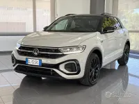 Usata VW T-Roc R-line 149 CV (109 kW) 2022 Grigio SUV