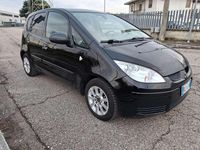 Usata Mitsubishi Colt Invite 75 CV (55 kW) 2007 Nero Berlina
