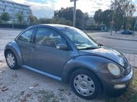 Usado VW New Beetle 102 CV (75 kW) 2005 Gris Utilitario