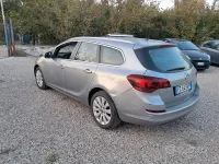 Usata Opel Astra 125 CV (91 kW) 2011 Grigio Station wagon