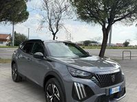 Usata Peugeot 2008 GT 130 CV (95 kW) 2024 Grigio SUV