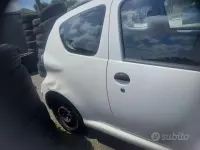 Usata Toyota Aygo 68 CV (50 kW) 2011 Utilitaria