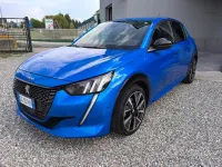 Usata Peugeot 208 GT 102 CV (75 kW) 2022 Bluazzurro Utilitaria