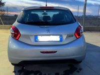 Usata Peugeot 208 82 CV (60 kW) 2013 Utilitaria