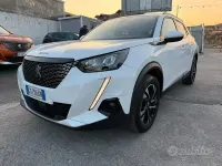 Używany Peugeot 2008 Allure 131 KM (96 kW) 2021 Biały SUV