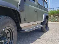 Usata Land Rover Defender 122 CV (89 kW) 1989 Verde SUV